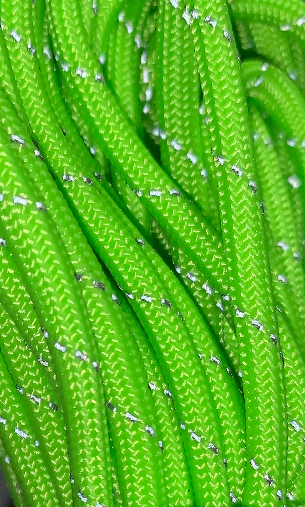 4ft Large (heavy duty, 8 strand braid) Paracord braided leash