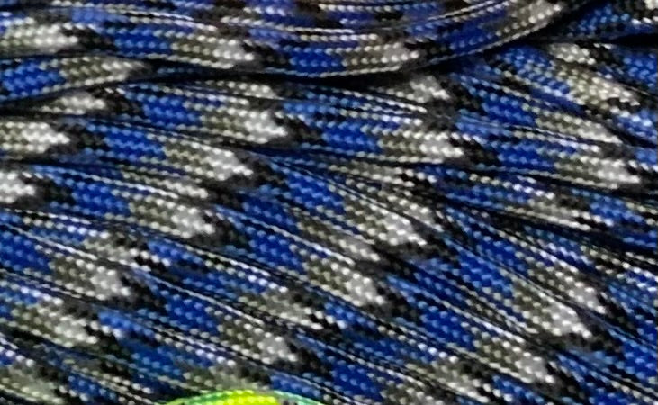 4ft Large (heavy duty, 8 strand braid) Paracord braided leash